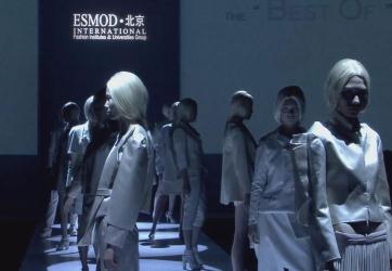 法国ESMOD高级时装艺术学院(北京)毕业生作品发布会（3分）.jpg